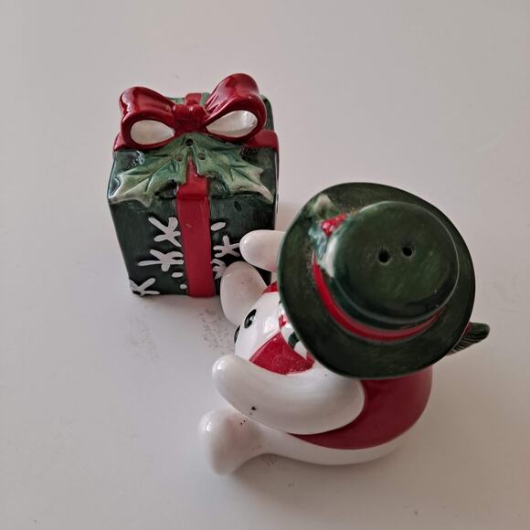 Vintage Fitz and Floyd Snowman Gift Box Christmas Holiday Salt & Pepper Shaker - Picture 7 of 9